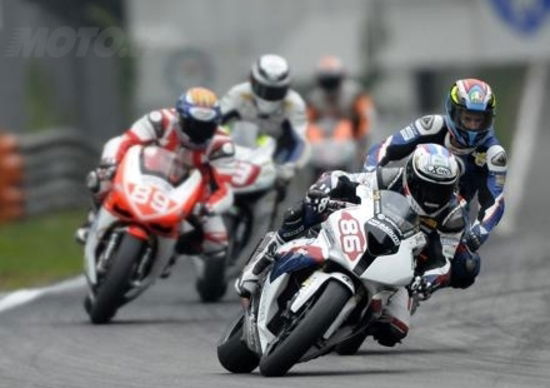 Il team BMW Motorrad Italia in pista a Monza alla seconda prova del CIV 