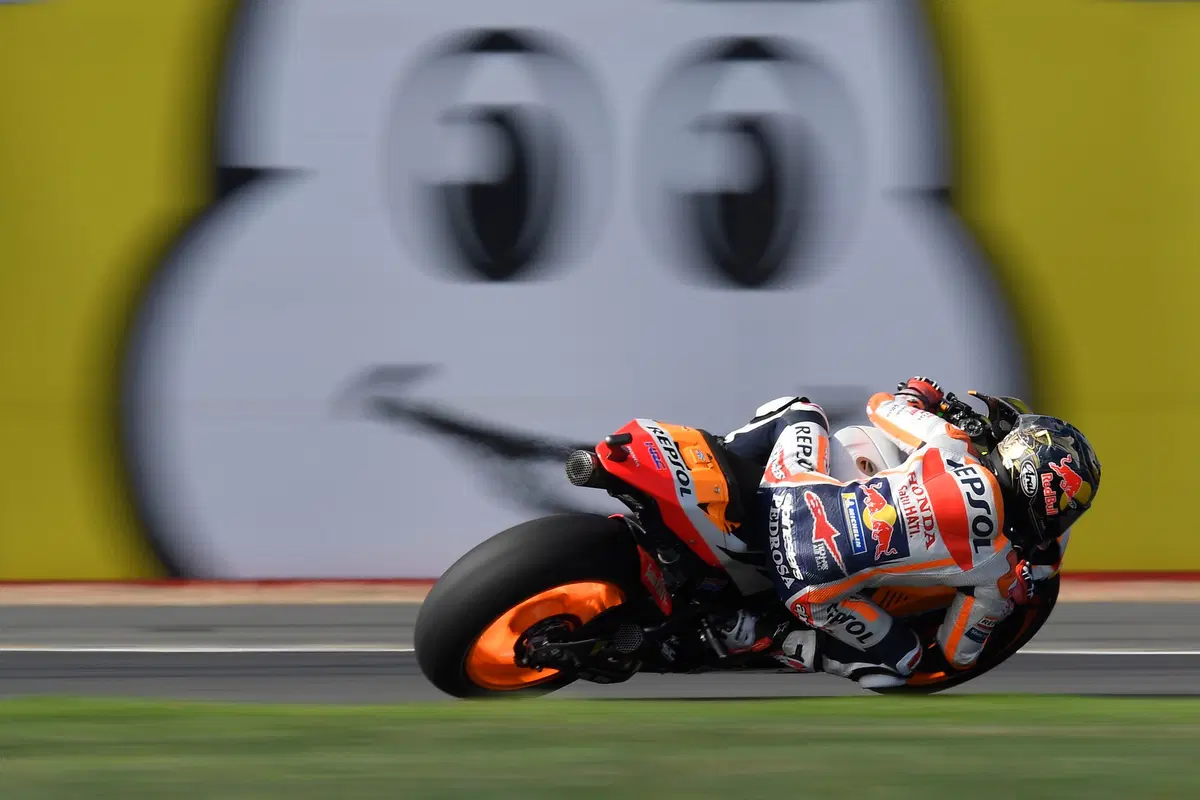 Gallery MotoGP 2018. Le foto più belle di Silverstone (39)