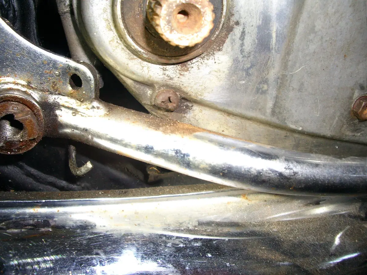 Restaurando, puntata 23, Suzuki GT 750 1972 (15)