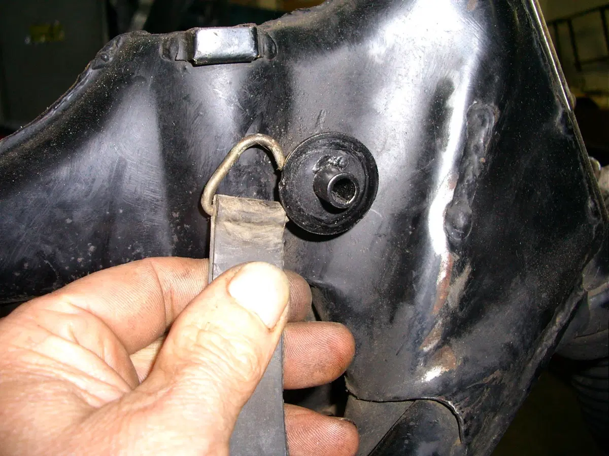 Restaurando, puntata 23, Suzuki GT 750 1972 (16)