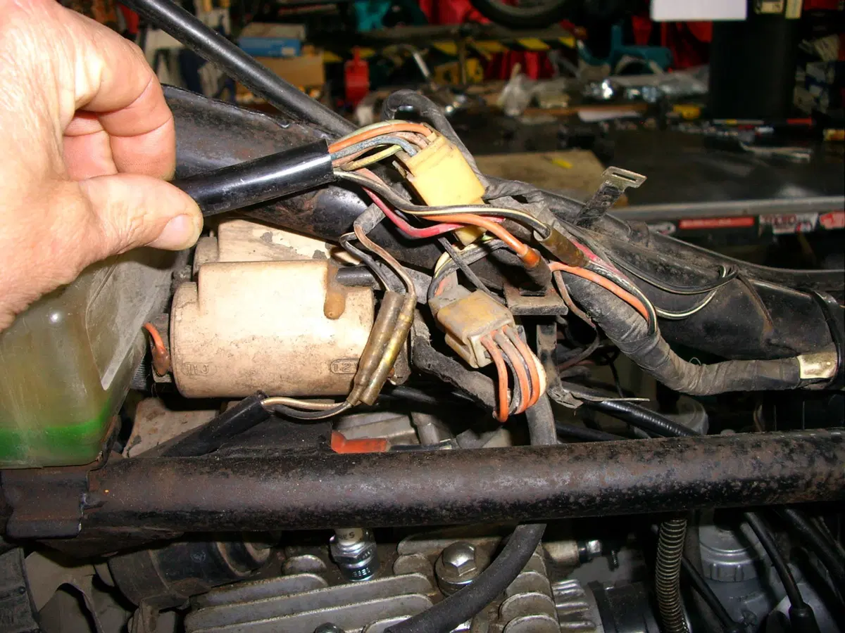 Restaurando, puntata 23, Suzuki GT 750 1972 (27)