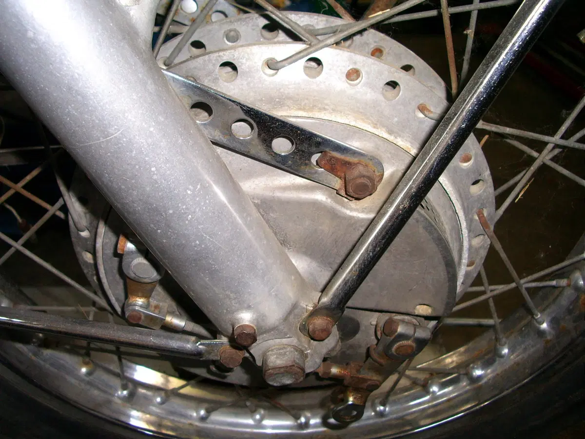 Restaurando, puntata 23, Suzuki GT 750 1972 (41)