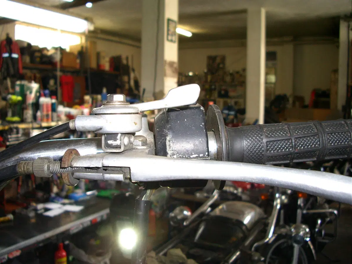 Restaurando, puntata 23, Suzuki GT 750 1972 (49)