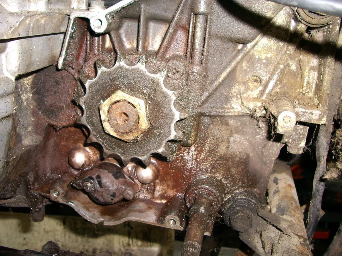 Restaurando, puntata 23, Suzuki GT 750 1972 (77)