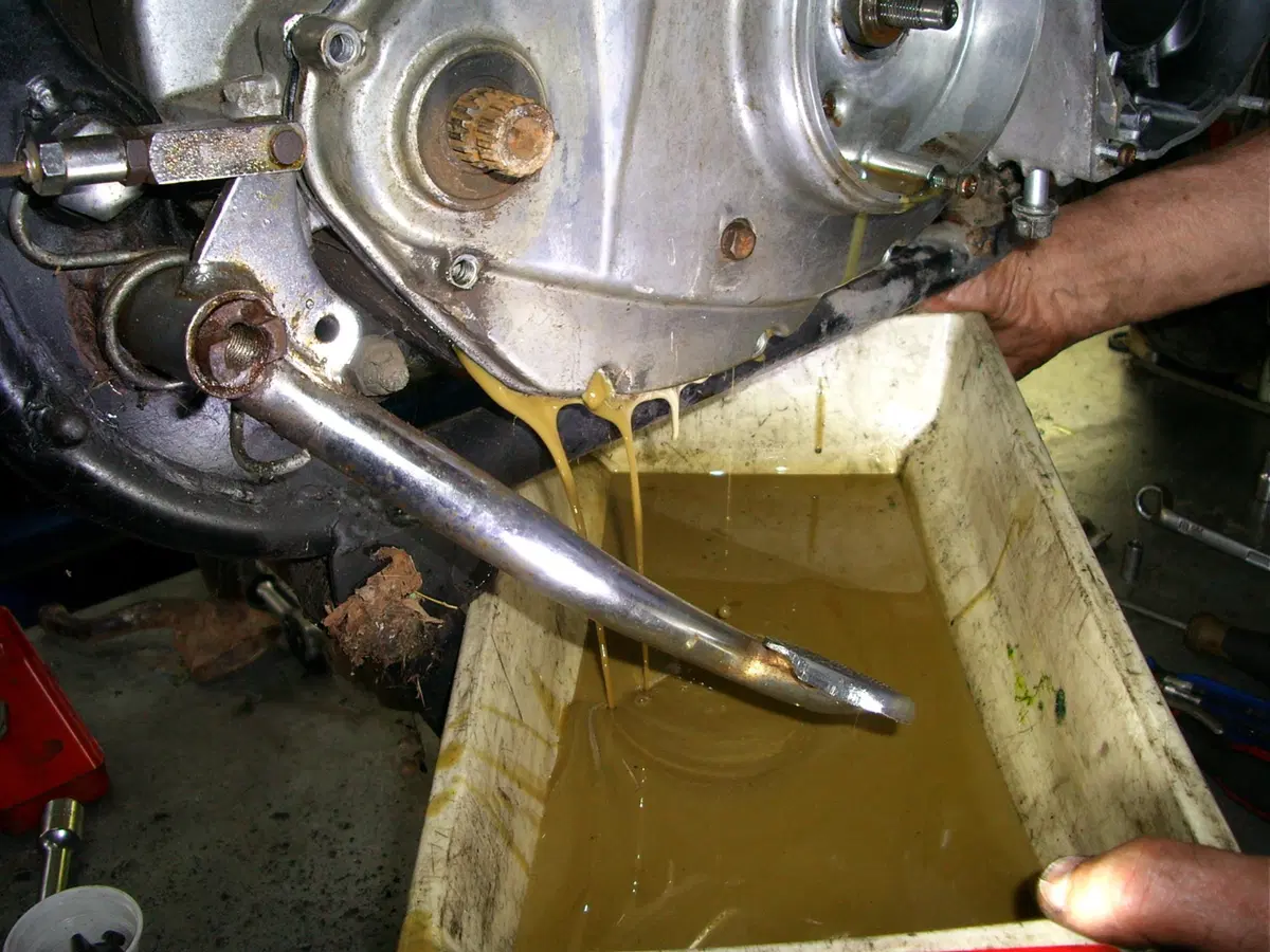 Restaurando, puntata 23, Suzuki GT 750 1972 (76)