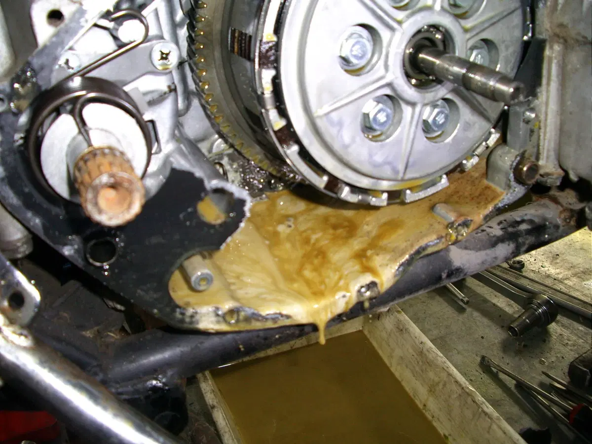 Restaurando, puntata 23, Suzuki GT 750 1972 (78)