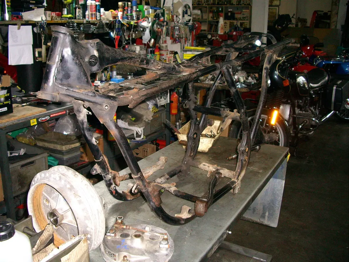 Restaurando, puntata 23, Suzuki GT 750 1972 (115)