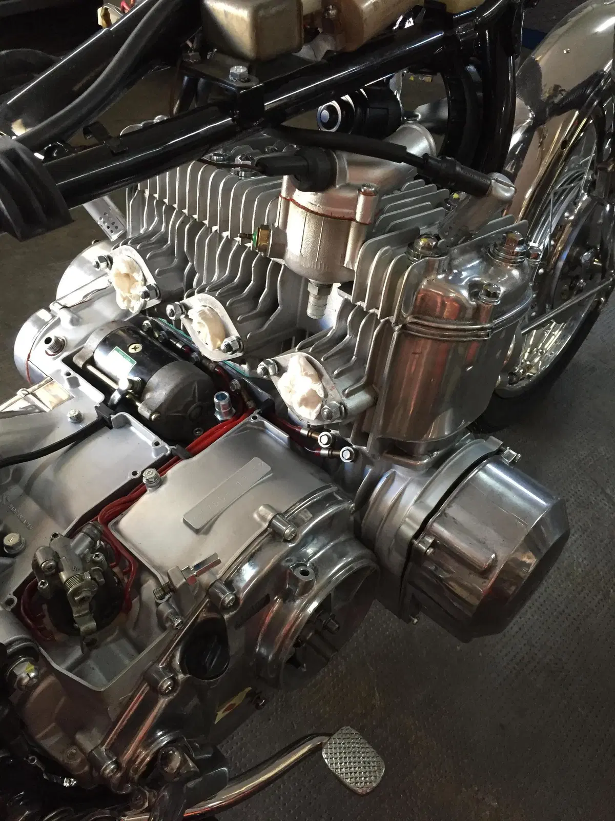 Restaurando, puntata 23, Suzuki GT 750 1972 (247)