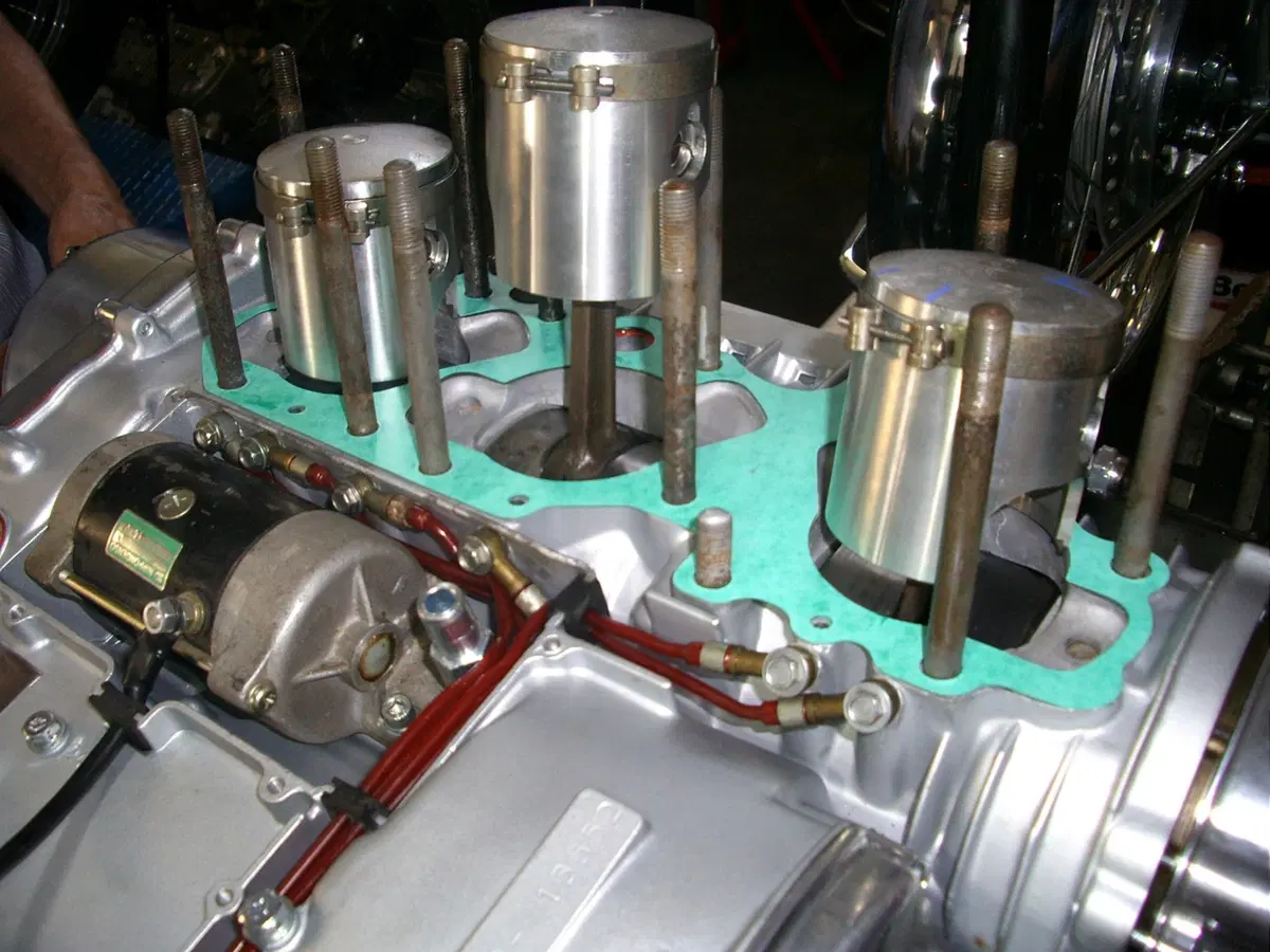 Restaurando, puntata 23, Suzuki GT 750 1972 (238)