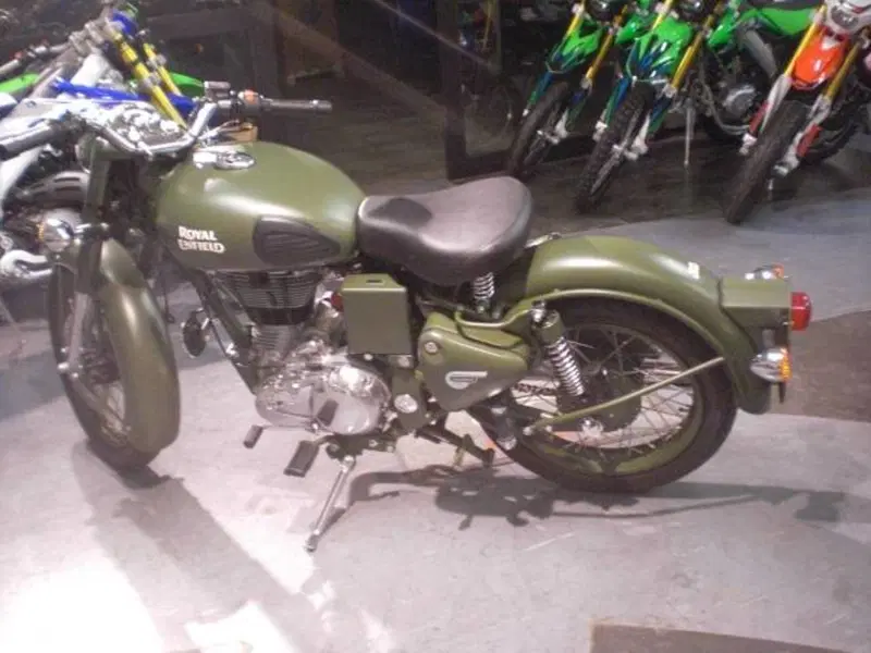 Royal Enfield Bullet 500 Classic EFI - Battle Green (2011 - 16) (3)