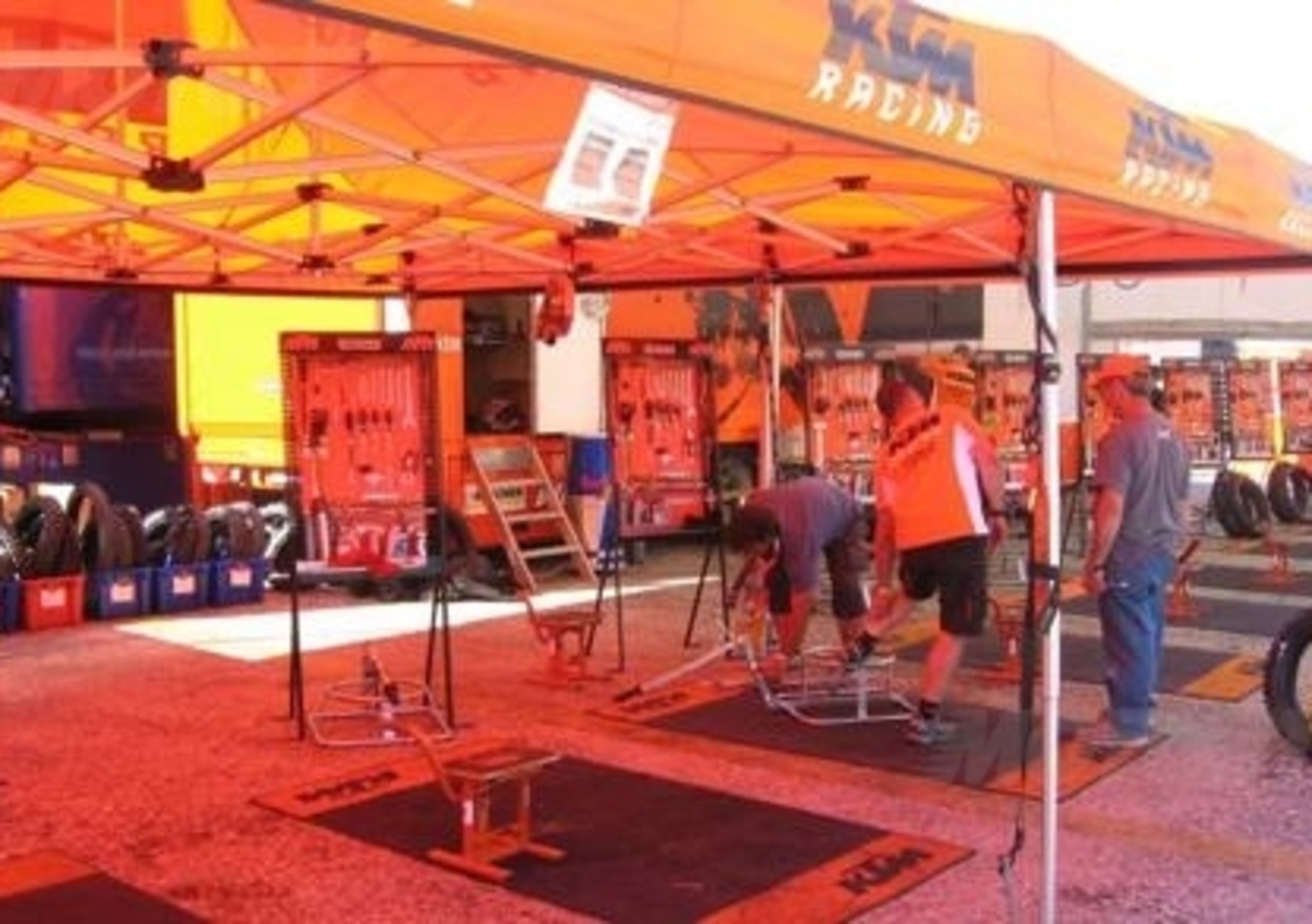 KTM: Racing Service per la 6 giorni Enduro in Sardegna