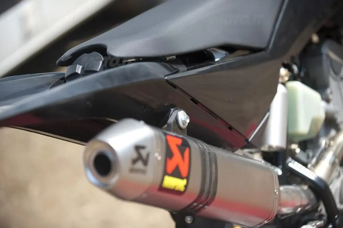 Husqvarna 450: i pregi del nuovo progetto (5)