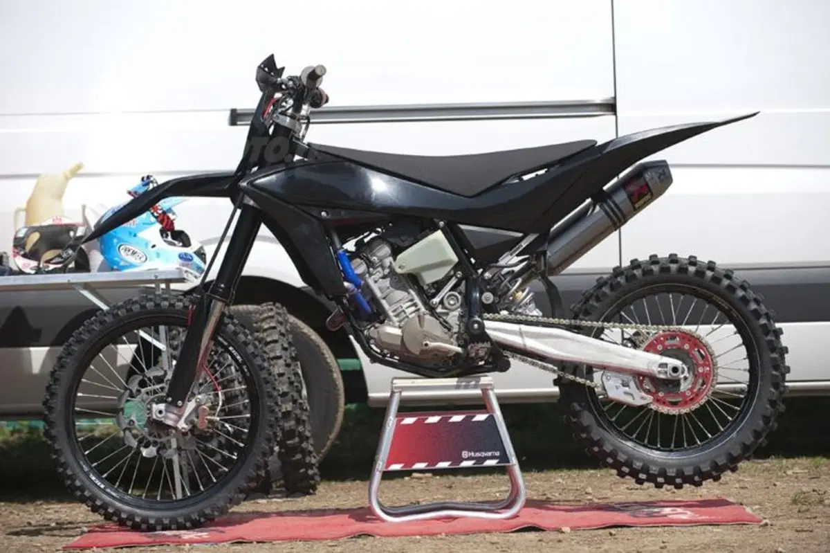 Husqvarna 450: i pregi del nuovo progetto (7)