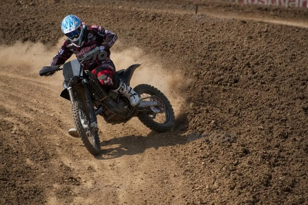 Husqvarna 450: i pregi del nuovo progetto (24)