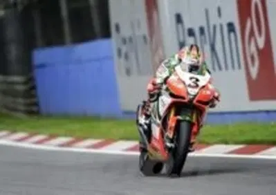Gara perfetta di Biaggi che a Monza si aggiudica il primo round 