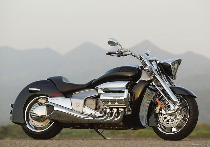 La Honda Valkyrie Rune