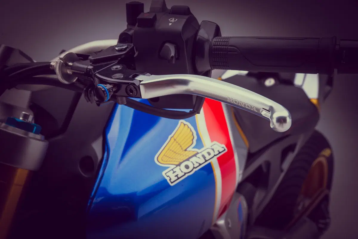 Mick Doohan a Glemseck con una Honda CB1000R [gallery aggiornata] (21)