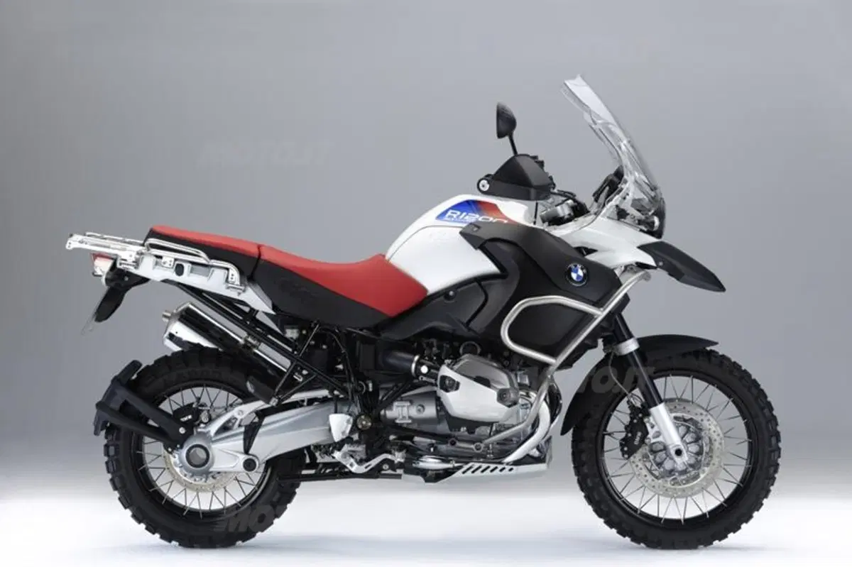 BMW GS “30th Anniversary Edition”  (10)