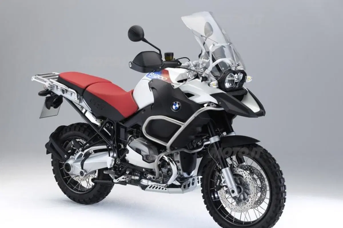 BMW GS “30th Anniversary Edition”  (11)