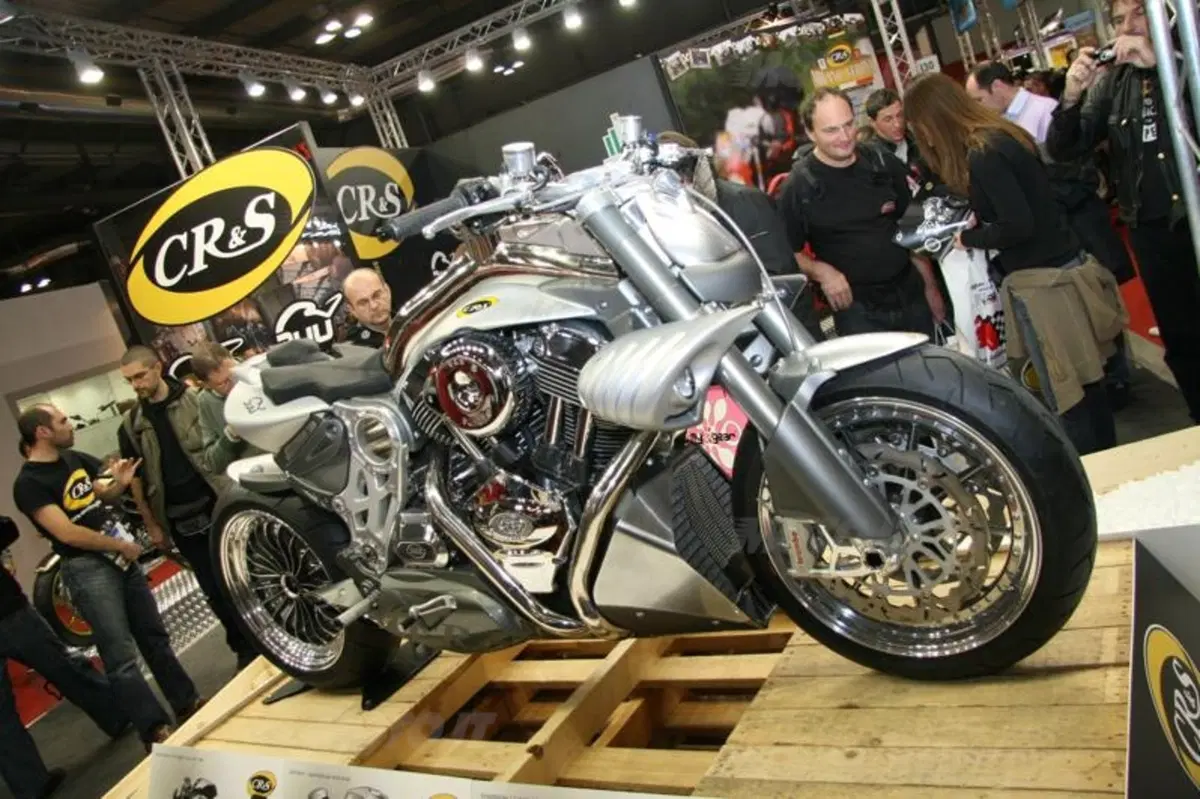 CR&S Duu: 100 moto prenotate