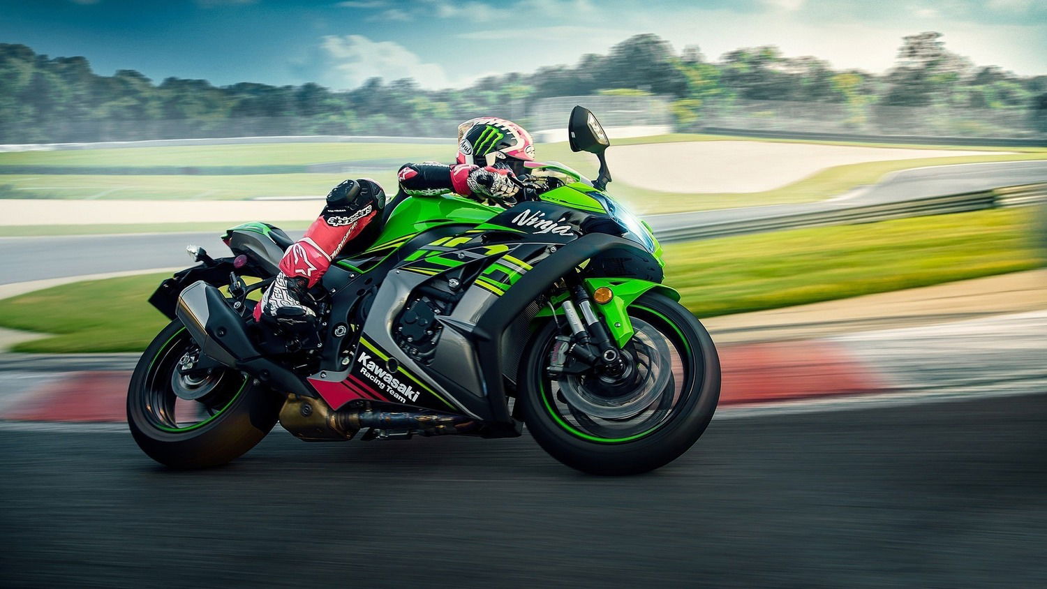 Kawasaki Ninja ZX-10 2019: nuovo motore e più potenza