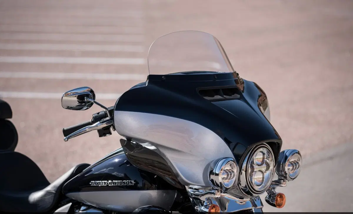 Harley-Davidson Touring 114 Electra Glide Ultra Limited Low (2019) - FLHTKL (2)