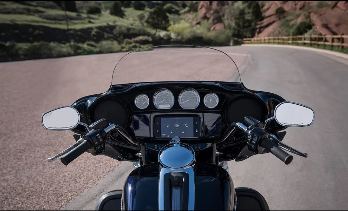 Harley-Davidson Touring 114 Electra Glide Ultra Limited Low (2019) - FLHTKL (3)