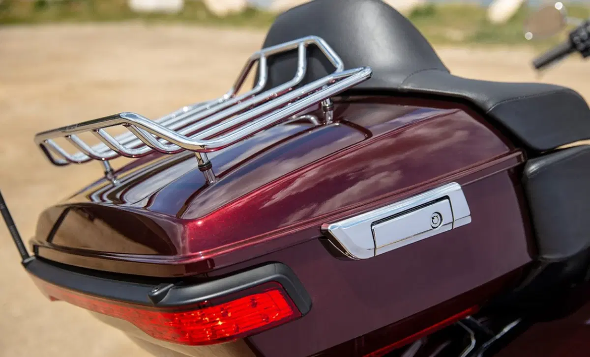 Harley-Davidson Touring 114 Road Glide Ultra (2019) - FLTRXU (3)