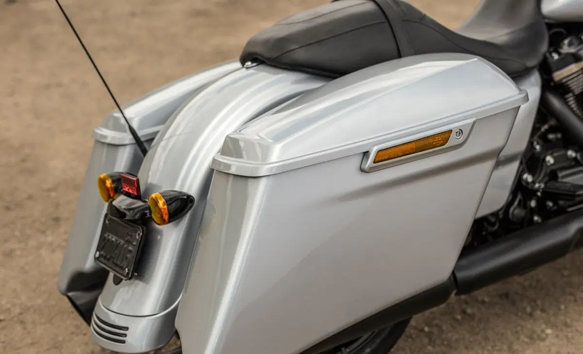 Harley-Davidson Touring 114 Street Glide Special (2019 - 20) - FLHXS (5)