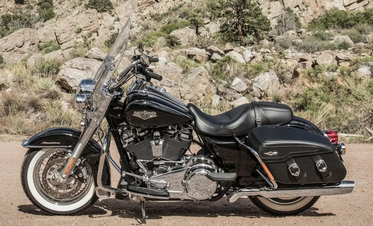 Harley-Davidson Touring 107 Road King Classic (2019 - 20) - FLHRC (11)