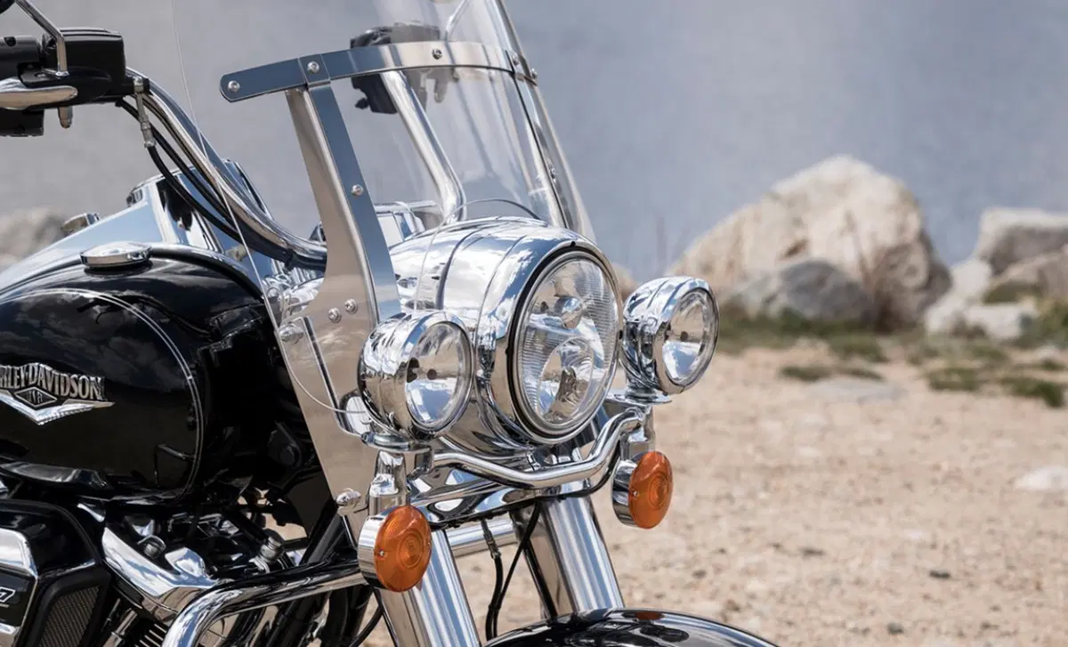 Harley-Davidson Touring 107 Road King (2017) - FLHR (10)