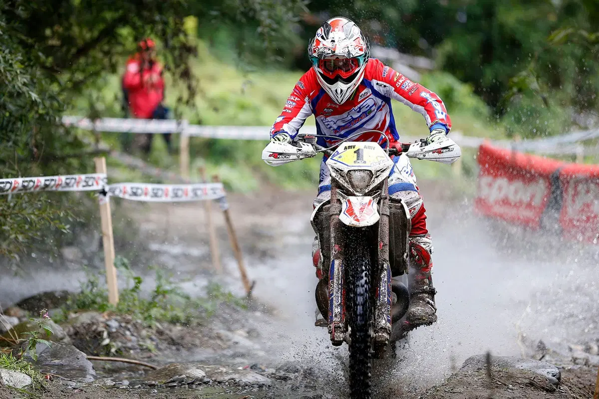 Mondiale EnduroGP-18. Holcombe (Beta) domina il GP d'Italia (10)