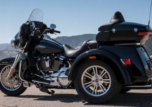Harley-Davidson 114 Tri Glide Ultra (2019 - 20) - FLHTCUTG