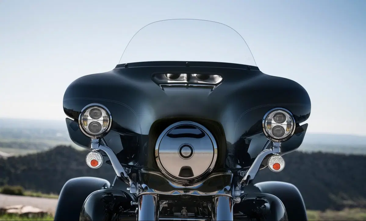 Harley-Davidson Trike 114 Tri Glide Ultra (2019 - 20) - FLHTCUTG (3)