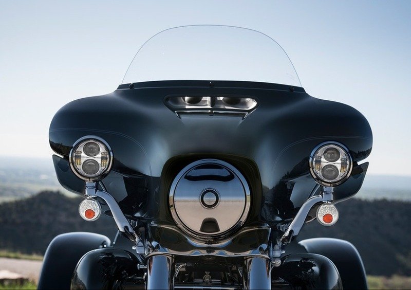 Harley-Davidson Trike 114 Tri Glide Ultra (2019 - 20) - FLHTCUTG (3)