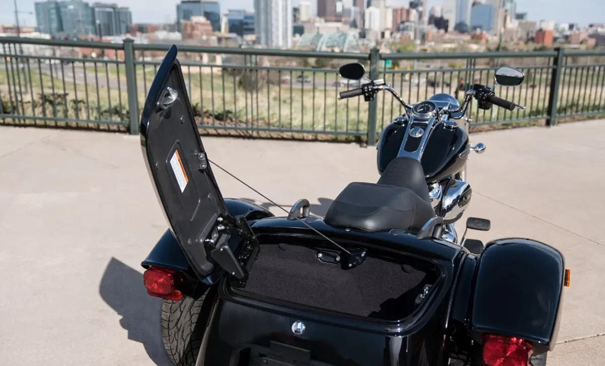 Harley-Davidson Trike 114 Freewheeler (2019 - 20) - FLRT (6)