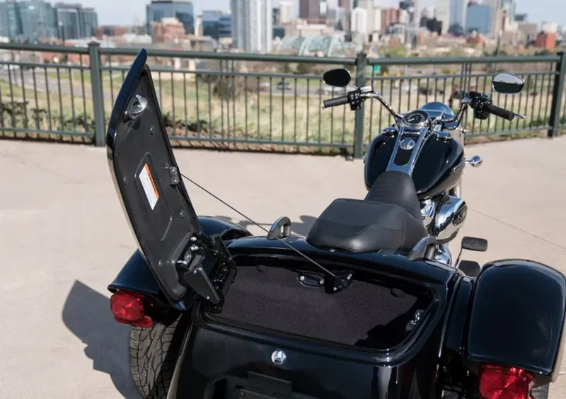 Harley-Davidson Trike 114 Freewheeler (2019 - 20) - FLRT (6)