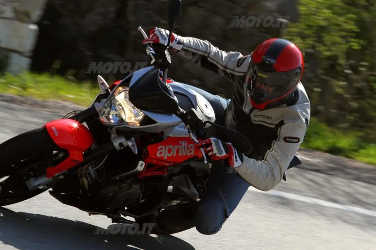 Aprilia Shiver 750  (7)