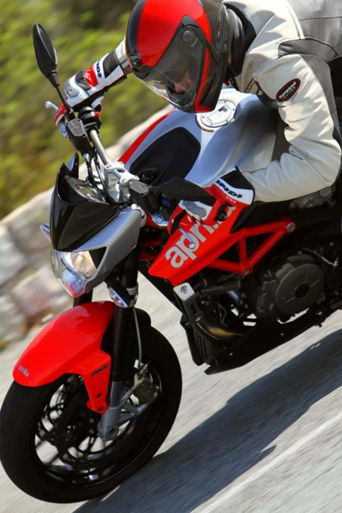 Aprilia Shiver 750  (10)