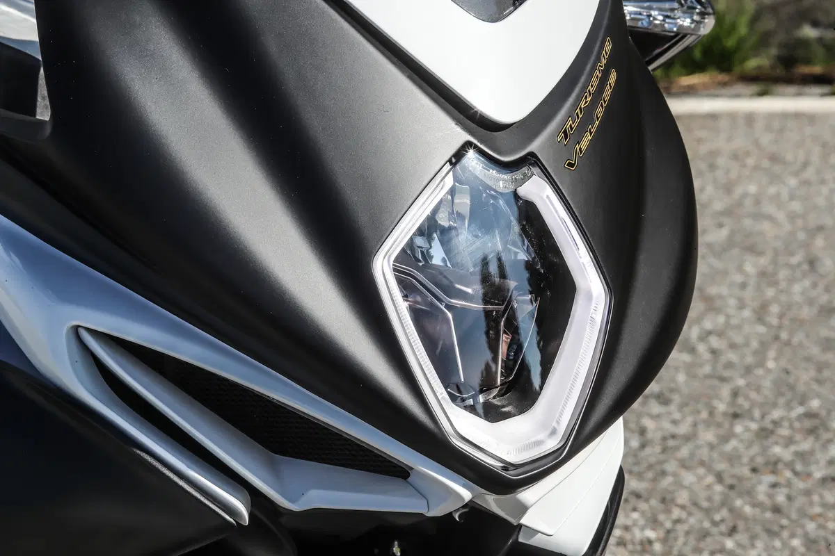 MV Agusta Turismo Veloce Lusso SCS (16)