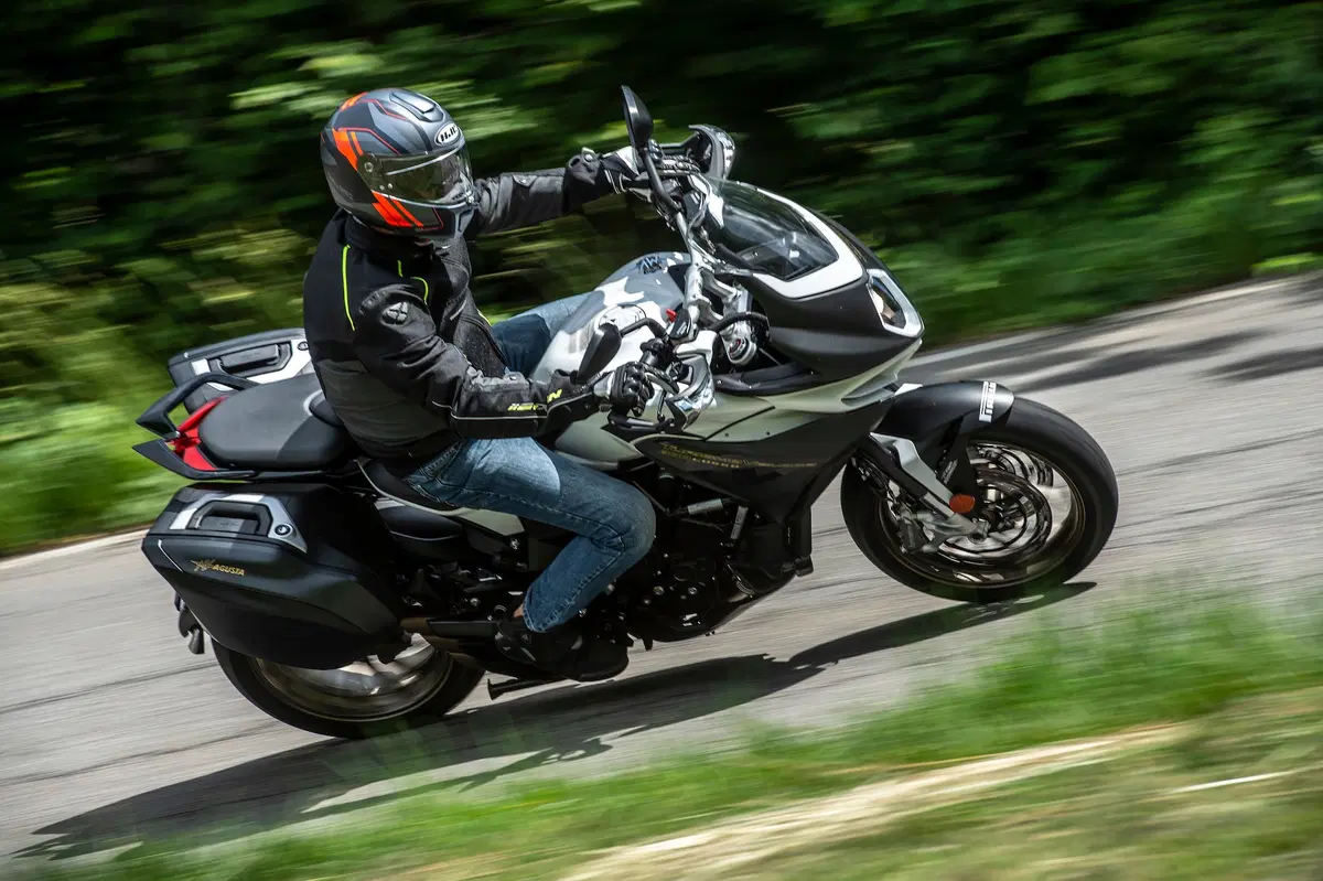 MV Agusta Turismo Veloce Lusso SCS (5)