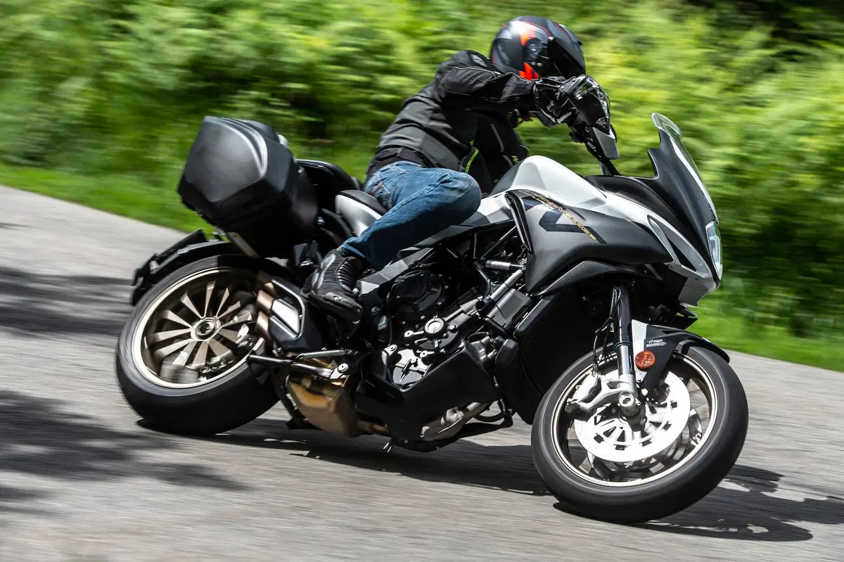 MV Agusta Turismo Veloce Lusso SCS (8)
