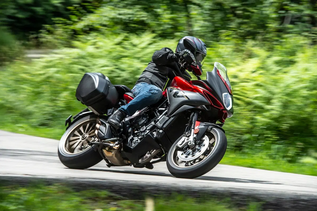 MV Agusta Turismo Veloce Lusso SCS (11)