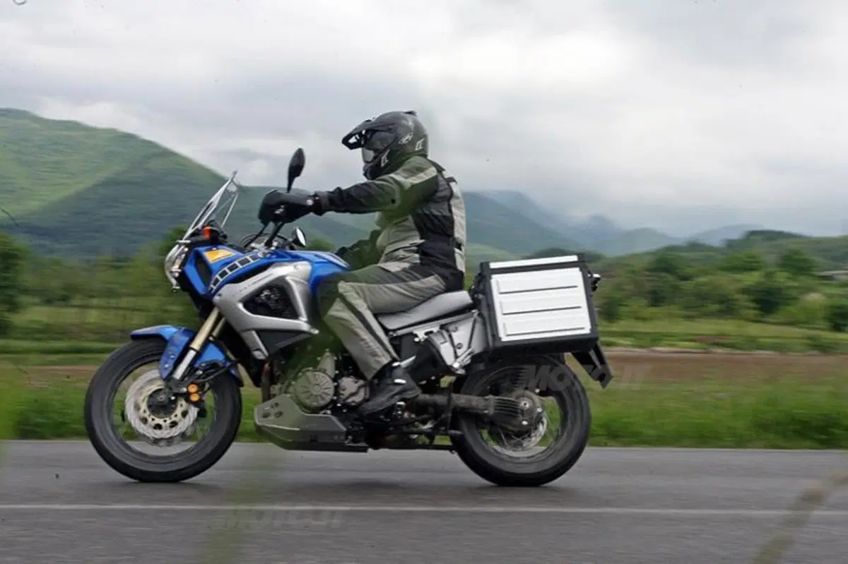 Yamaha XT1200Z Super Ténéré (10)