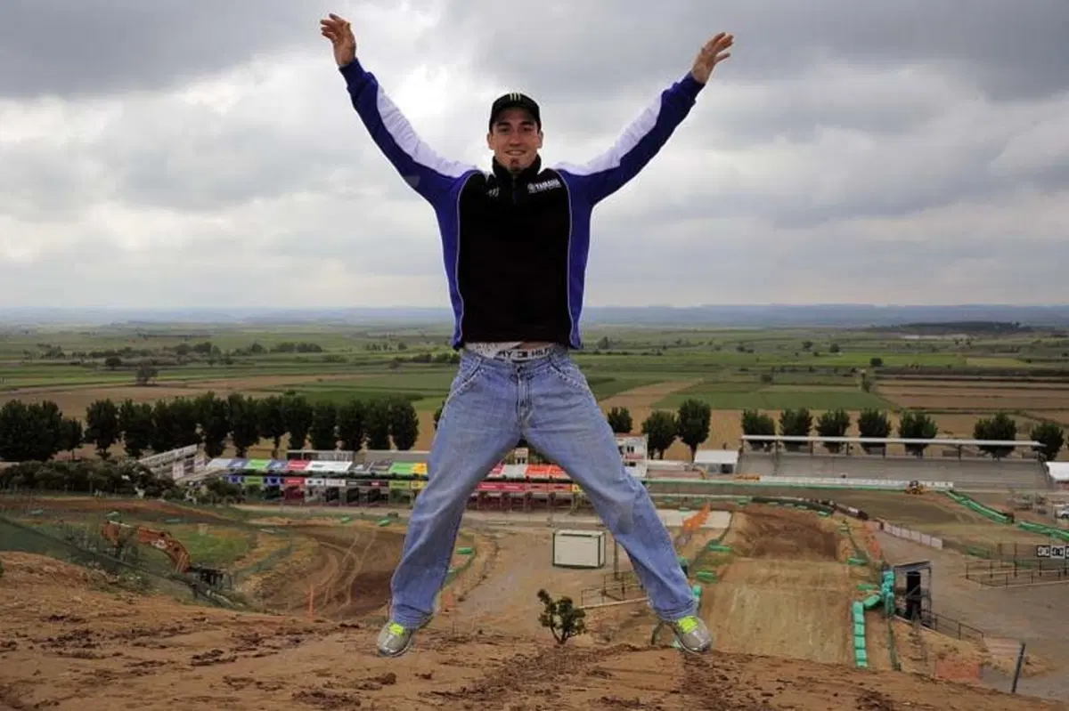 Philippaerts spiega la pista di Bellpuig (2)