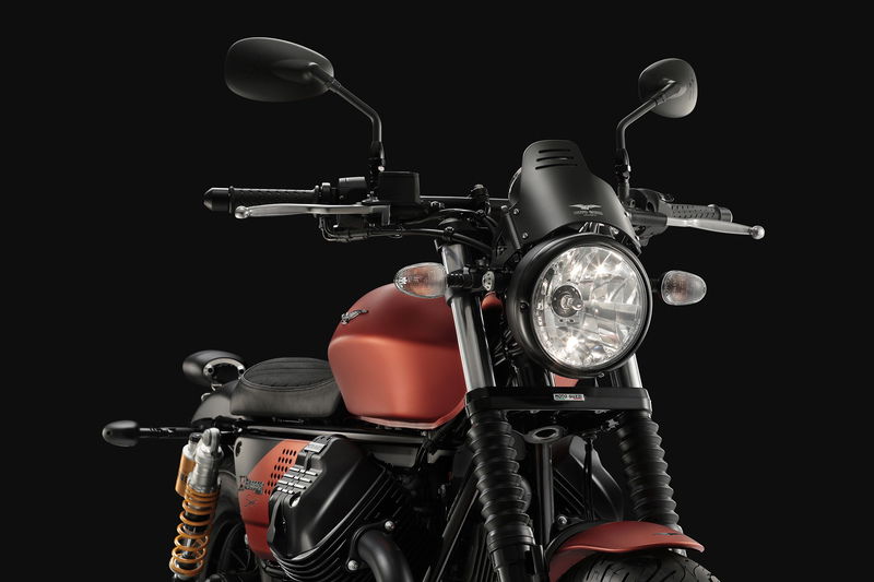 Moto Guzzi V9 Bobber Sport