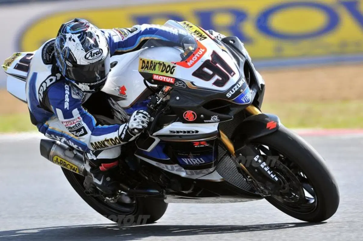 A Kyalami Leon fa sentire il suo ruggito e si aggiudica gara due