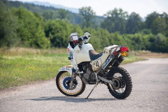 La Suzuki DR 650 all'asta