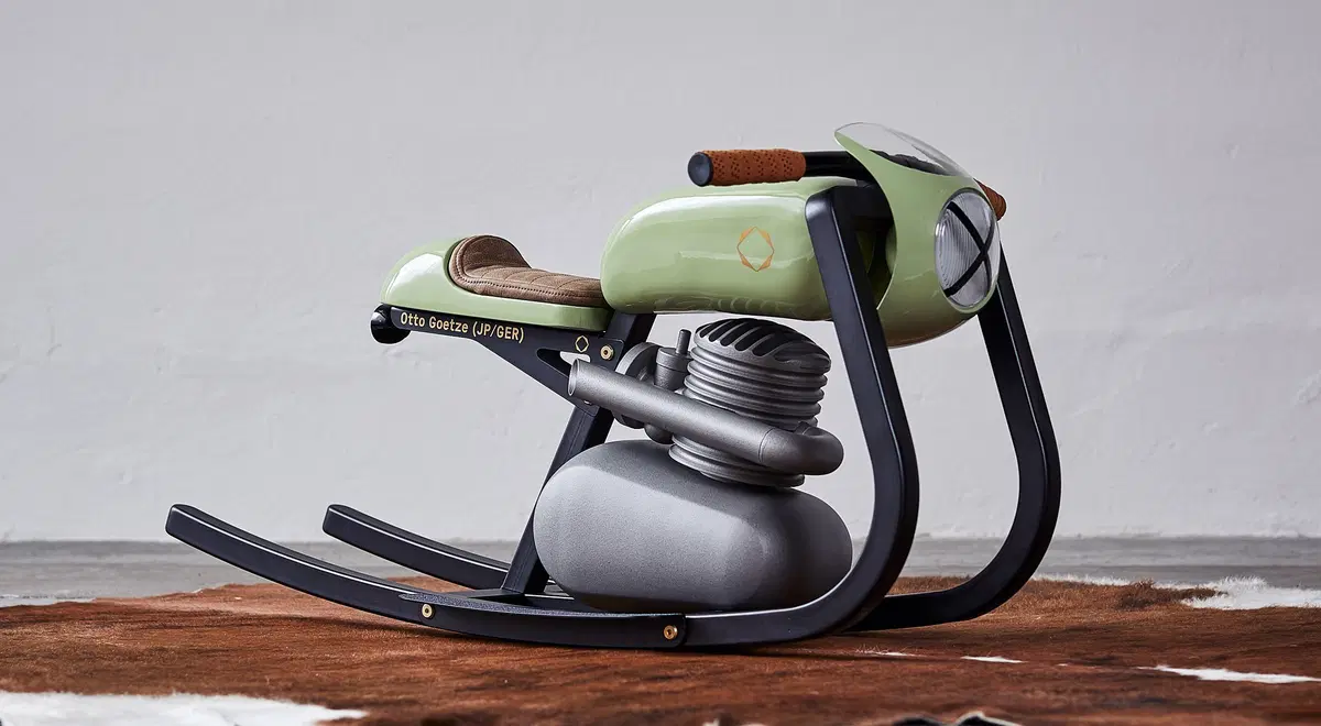 Moto a dondolo, il "cavallino" per i motociclisti di domani