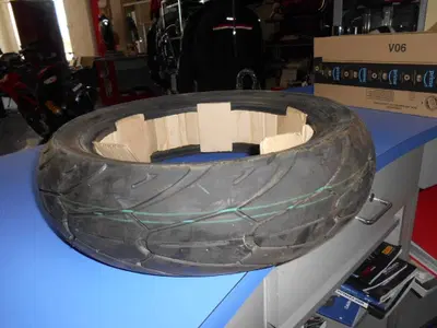 GOMME SCOOTER Vee Rubber